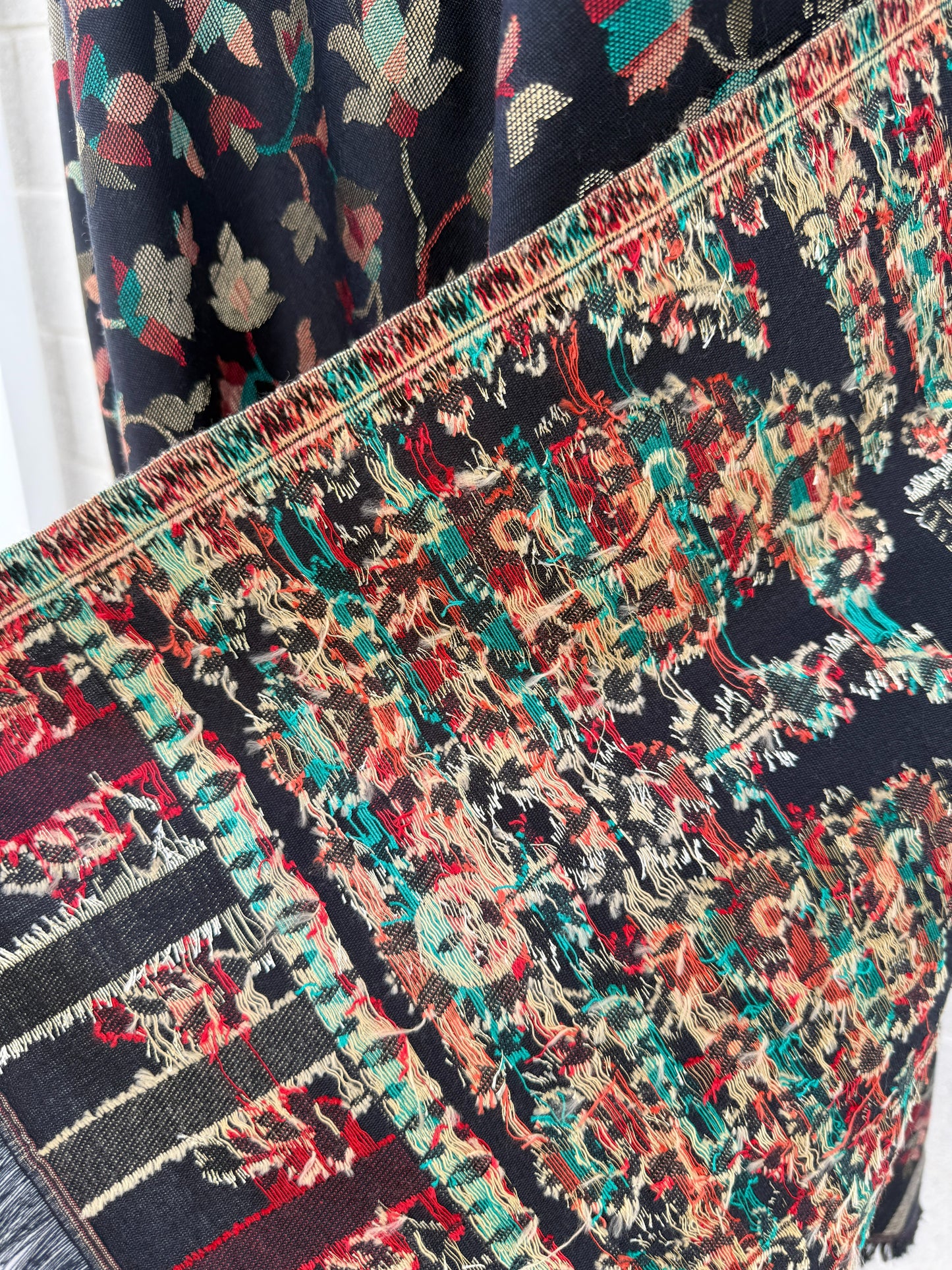 zari work, Pashmina shawls, SHawls online, cashmere shawls, pashmin in nz, buy shawls in nz, Pure Pashmina, indian shawls, kani shawls, pakistani shalws