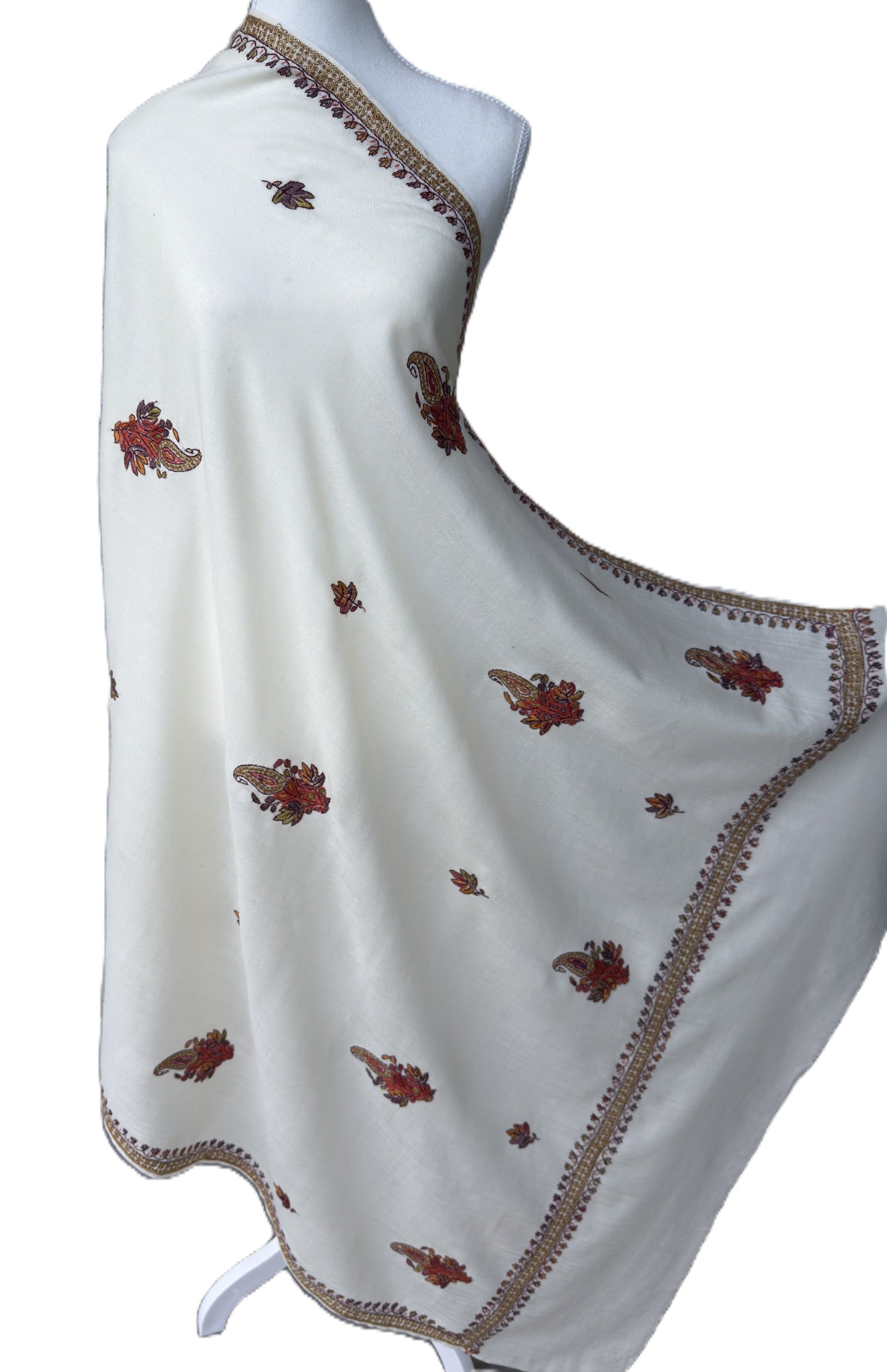 pashmina shawl, kashmiri shawl, sozni embroidery, handmade shawl, luxury shawl, ivory shawl, embroidered shawl, winter shawl, lightweight shawl, fine wool shawl, premium shawl NZ, womens shawl, elegant shawl, designer shawl, authentic pashmina, nzshawls, gift shawl, bridal shawl, traditional shawl, soft wool shawl