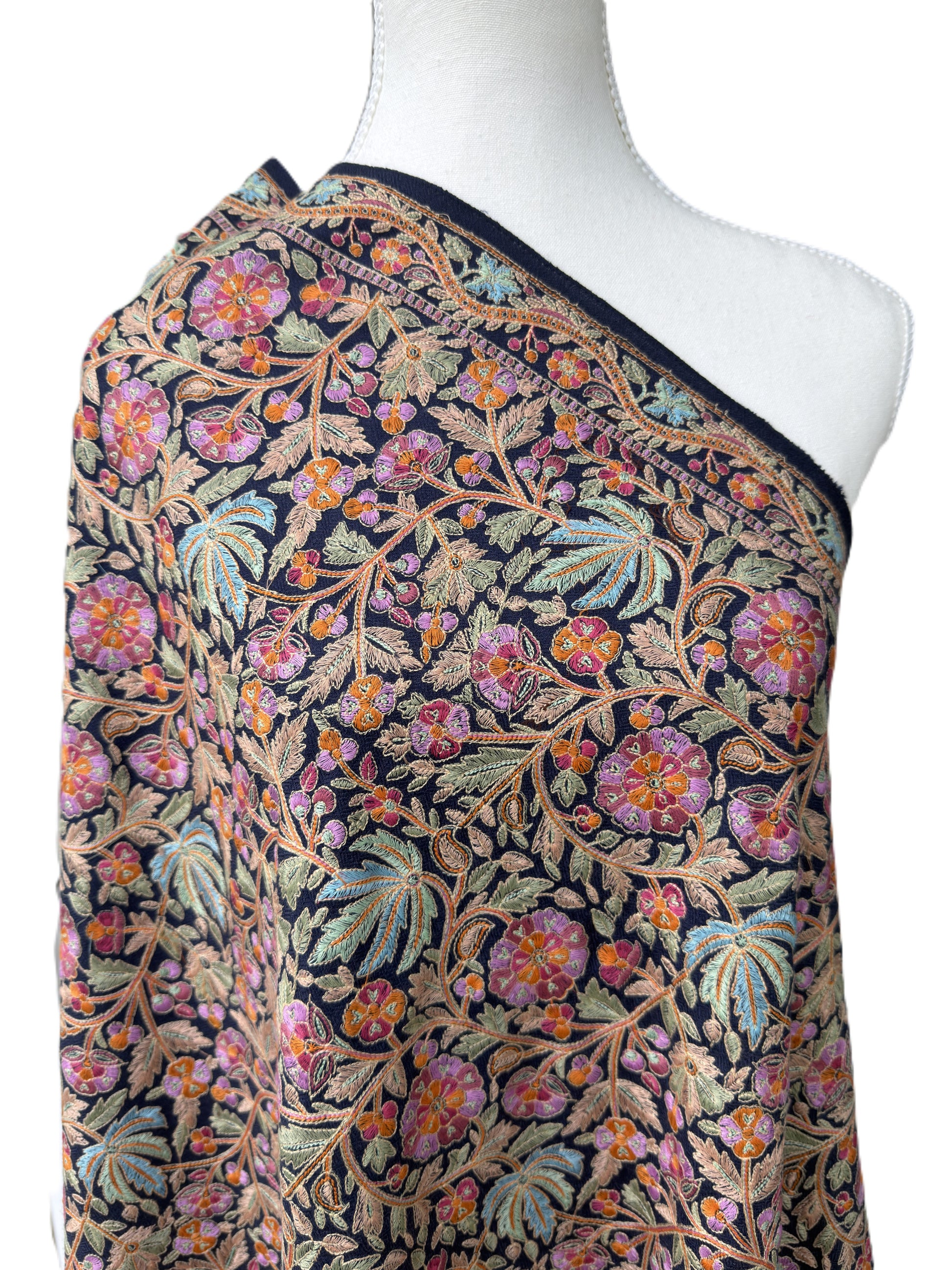 pashmina shawl, kashmiri shawl, handmade shawl, luxury shawl, womens shawl, nzshawls